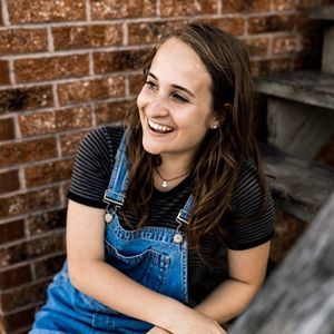 Meet your Posher, Megan